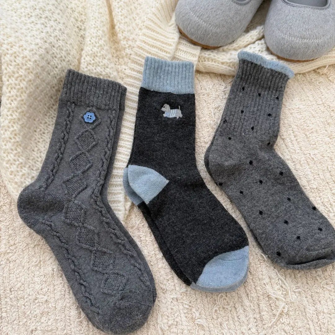 Little Red Book's Best-Selling Model! Winter Wool Socks Combination Gray Button Thickeneded Warm Pile Socks Mid-Calf Socks for Women — feature 10