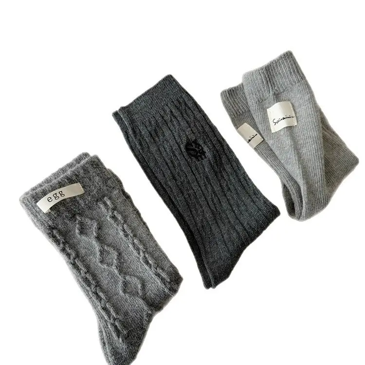 Let’S Miu Lightly in Winter~ Gray Is Indeed the Best Preparation for Winter~ Thick Autumn and Winter Socks for Women