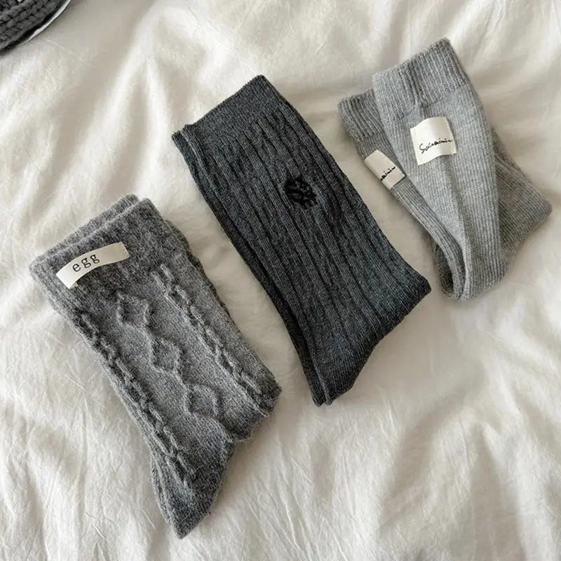 Let’S Miu Lightly in Winter~ Gray Is Indeed the Best Preparation for Winter~ Thick Autumn and Winter Socks for Women — feature 5