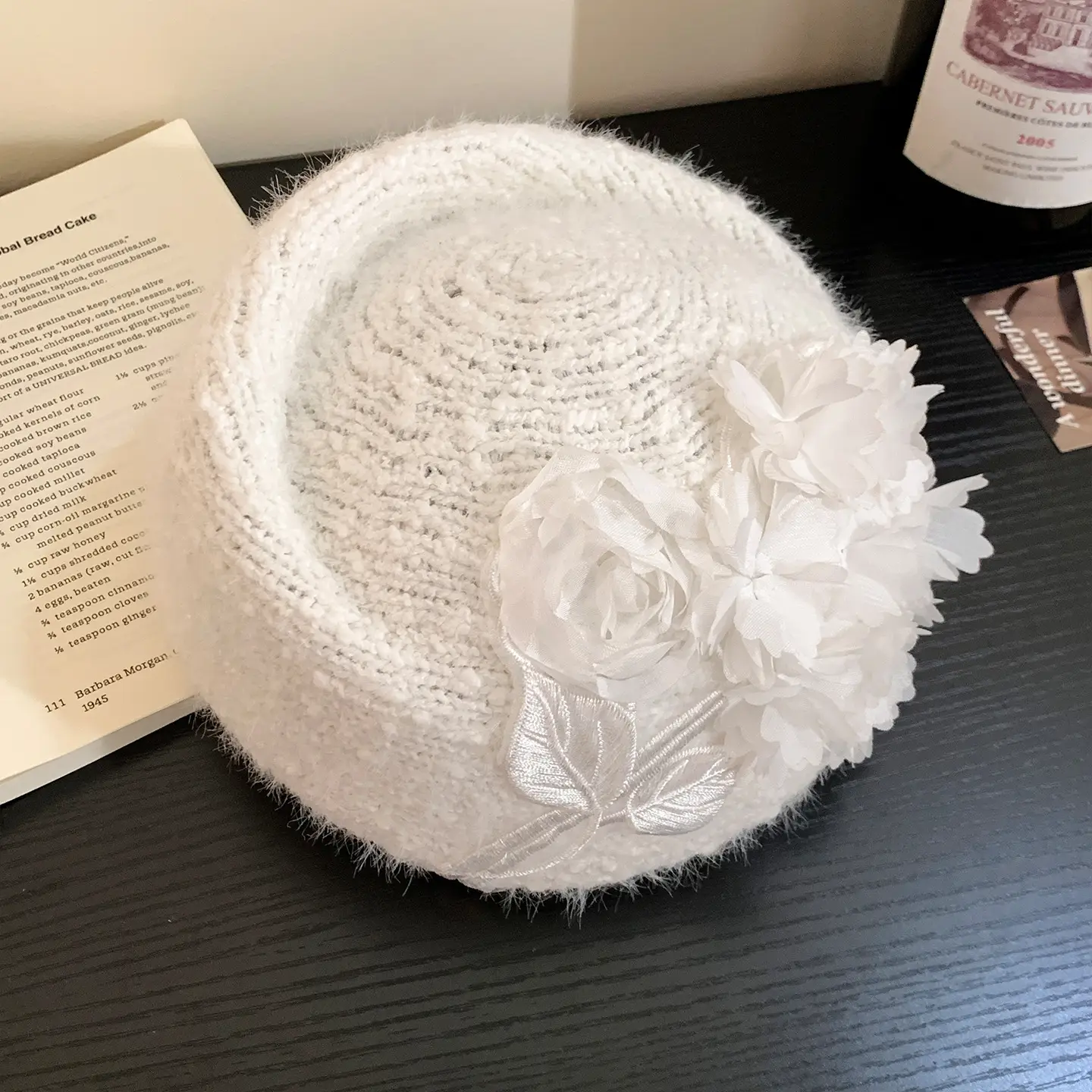 Women's Retro Forward Hat with Peaked Cap & Corduroy Fabric - Image 2
