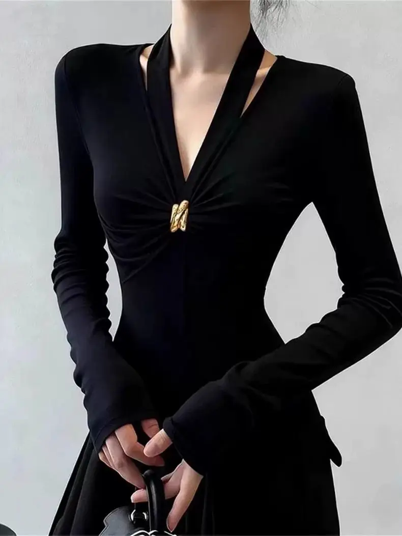 Early Autumn New Black Slim Fit Elegant Top Fashionable High-End Design V Neck Pleated Long-Sleeved T-Shirt