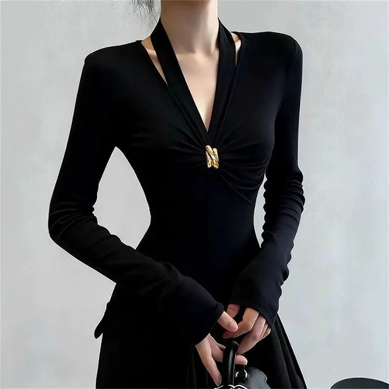 Early Autumn New Black Slim Fit Elegant Top Fashionable High-End Design V Neck Pleated Long-Sleeved T-Shirt — feature 3