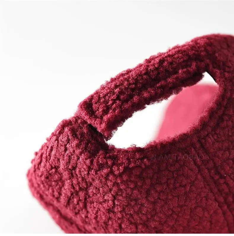 Lamb Wool Embroidered Baseball Cap Unisex Warm — feature 11