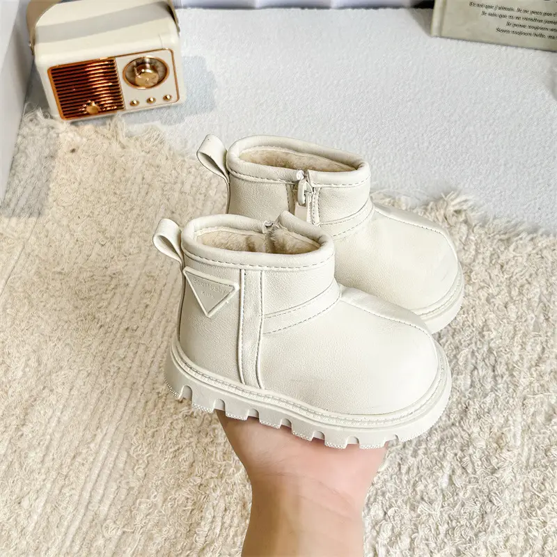 Black Wool-Insulated Toddler Boots for Winter — feature 15