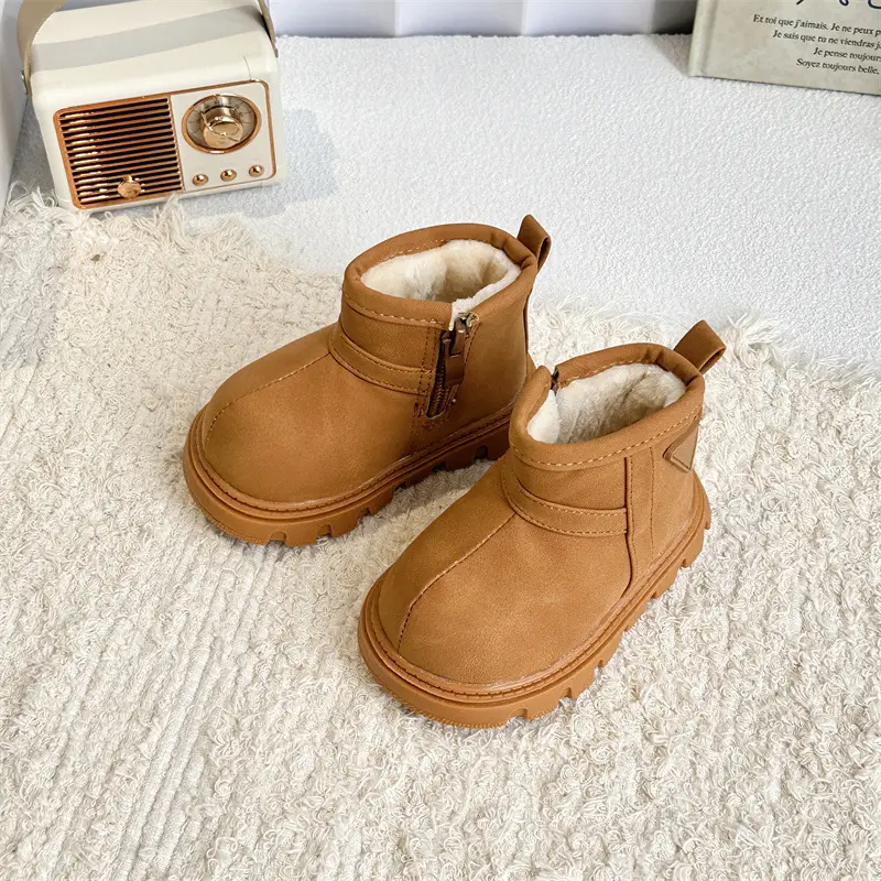 Black Wool-Insulated Toddler Boots for Winter — feature 17