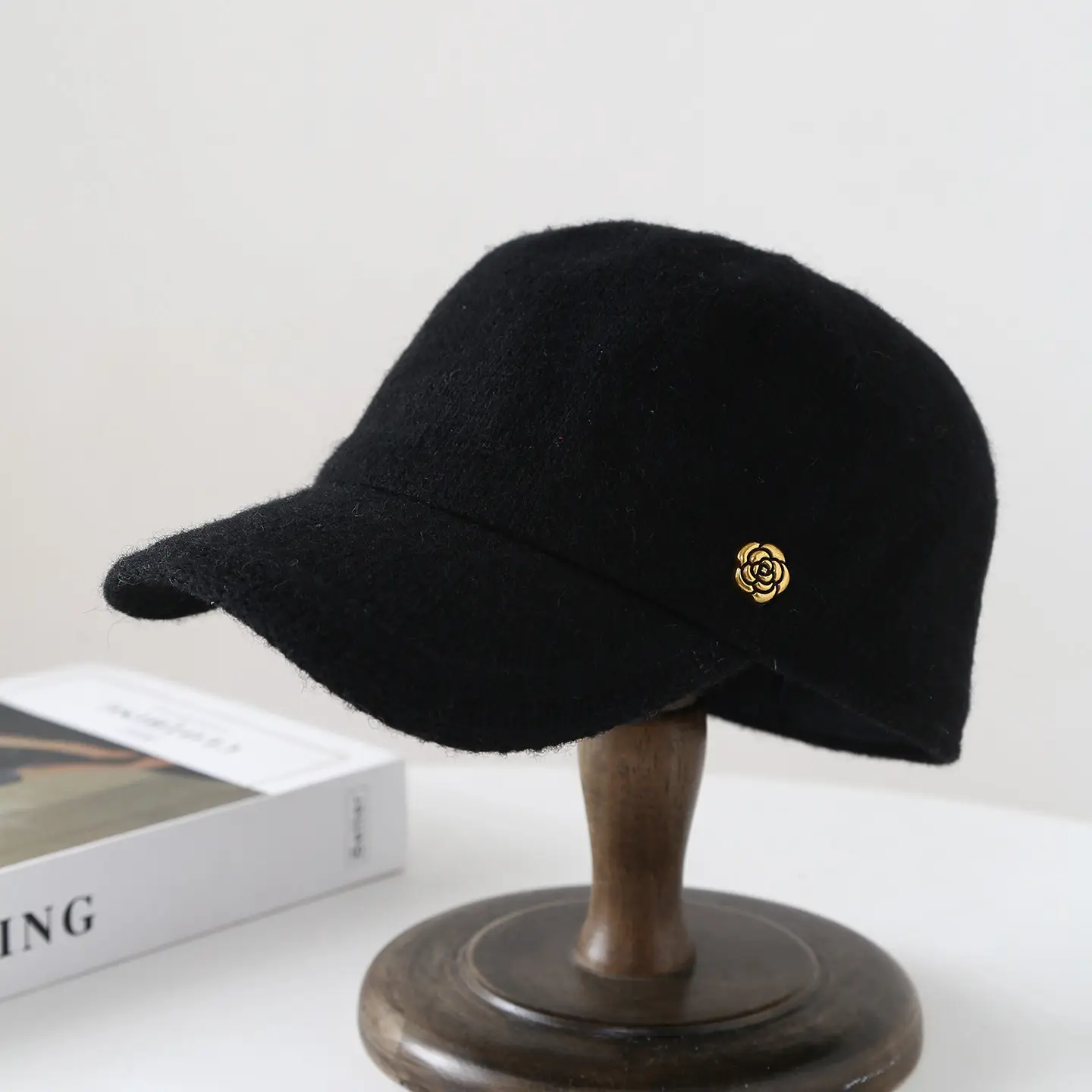 2025 Duckbill Cap Women Warm Knit Baseball Cap - Image 5