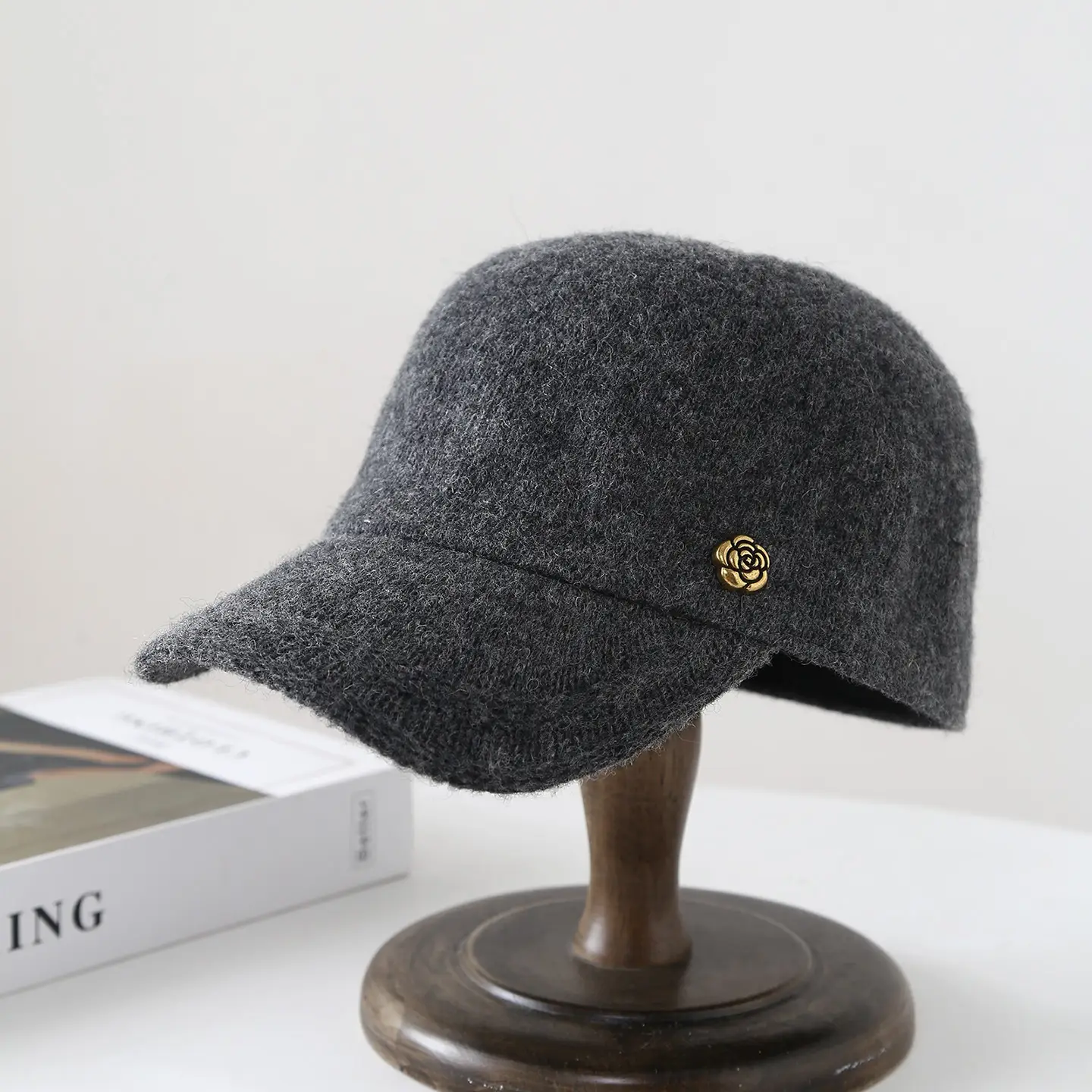 2025 Duckbill Cap Women Warm Knit Baseball Cap - Image 6