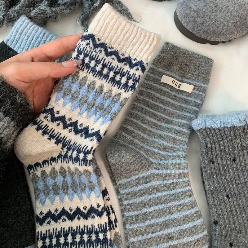 Little Red Book's Best-Selling Model! Winter Wool Socks Combination Gray Button Thickeneded Warm Pile Socks Mid-Calf Socks for Women - Image 5