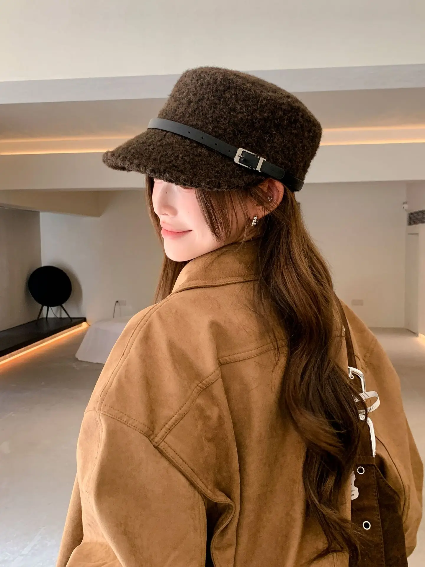 Lamb Wool Baseball Cap for Women Warm Winter Cap — feature 12
