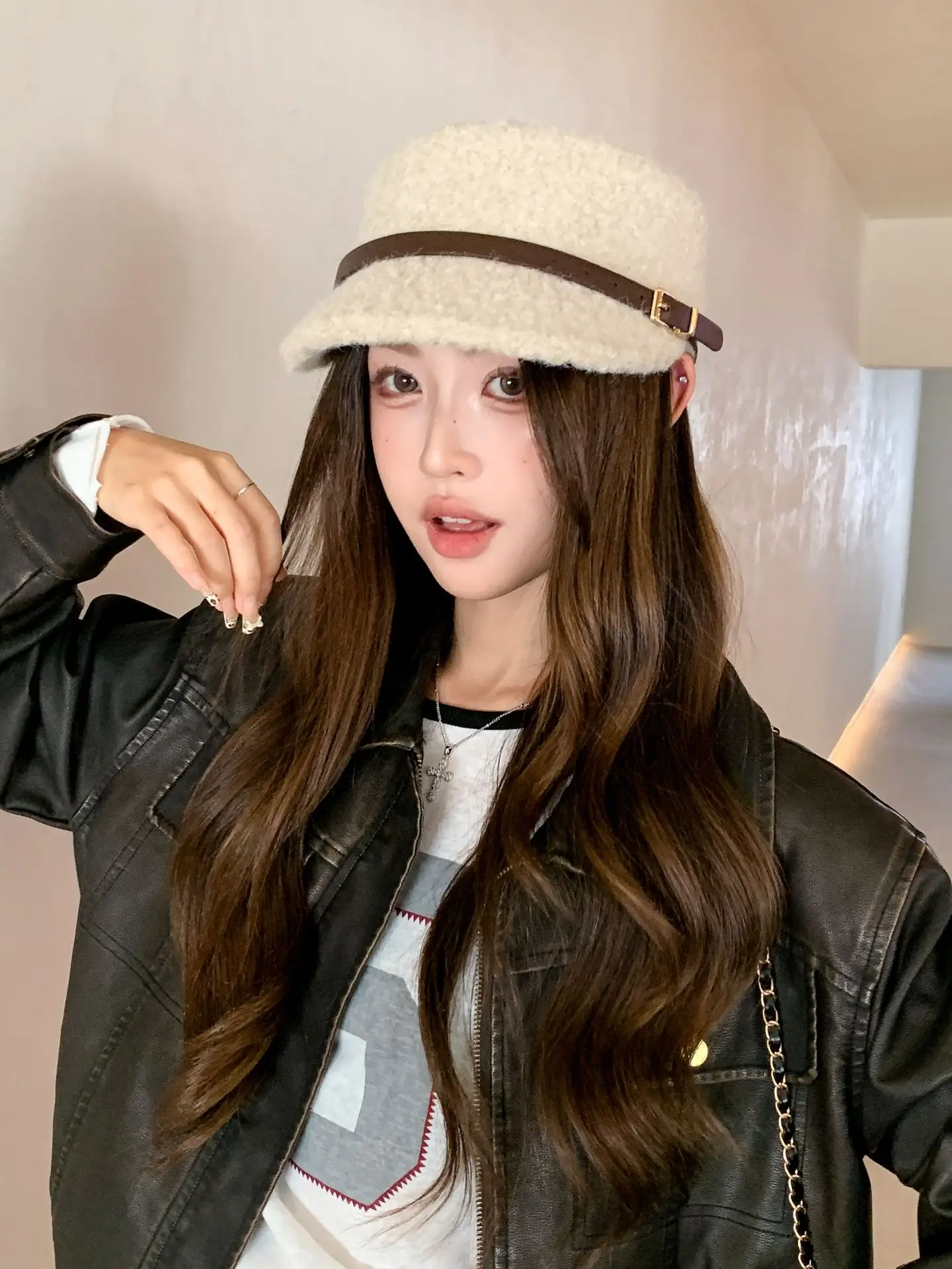 Lamb Wool Baseball Cap for Women Warm Winter Cap — feature 19