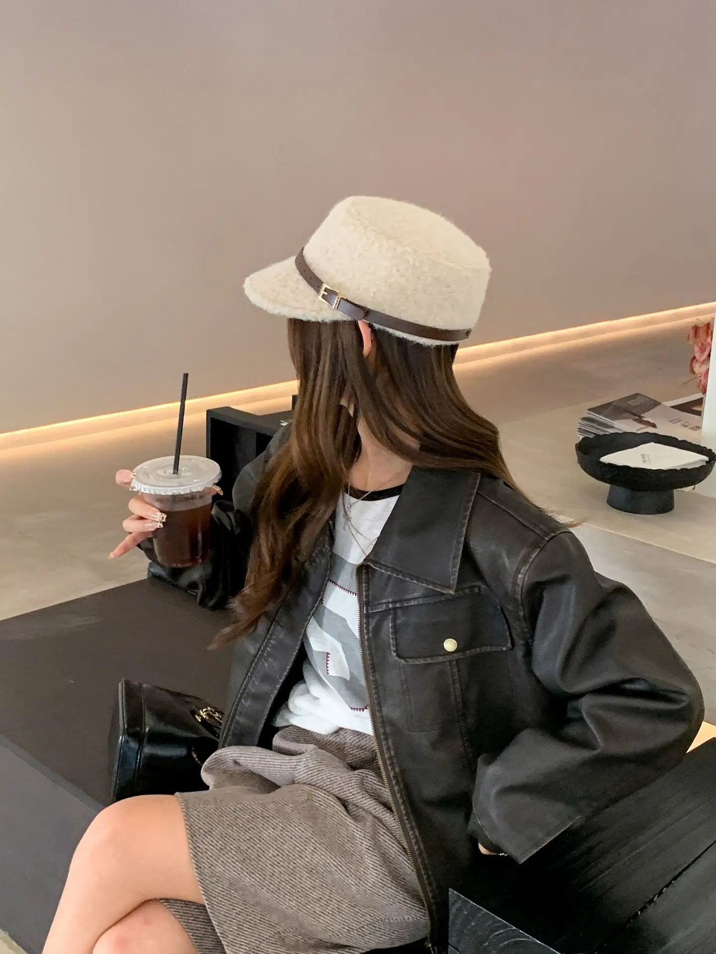 Lamb Wool Baseball Cap for Women Warm Winter Cap — feature 23