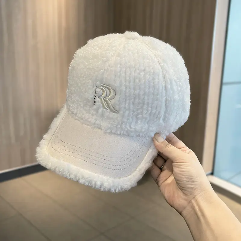 White Embroidered Wool Cap for Women Winter Warm Face-Slimming Hat - Image 2