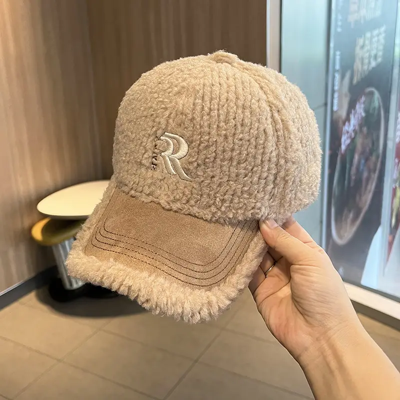 White Embroidered Wool Cap for Women Winter Warm Face-Slimming Hat - Image 3