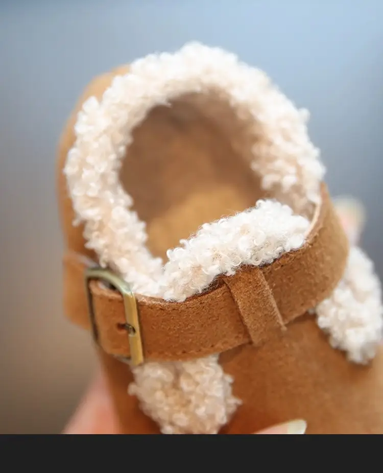 Baby Girl Fleece Lined Birkenstock Shoes Brown — feature 16
