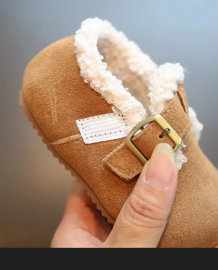 Baby Girl Fleece Lined Birkenstock Shoes Brown — feature 17