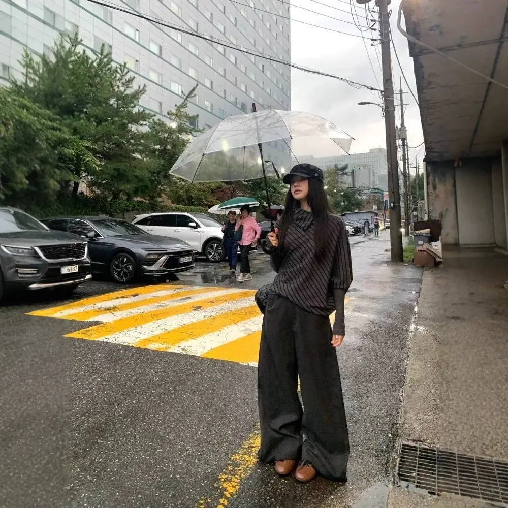 Striped Irregular Bat Sleeve Knit Sweater for Women, Autumn and Winter Design, Niche Slim Fit Inner Sweater Base Top