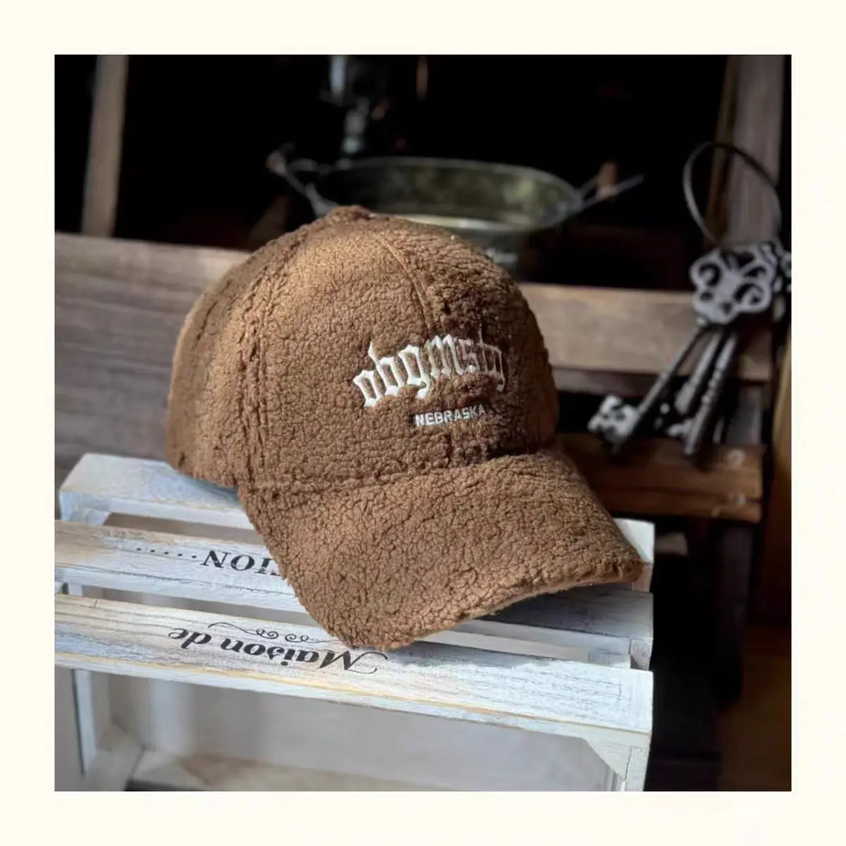 Thickened Lamb Fleece Duckbill Cap for Boys — feature 6