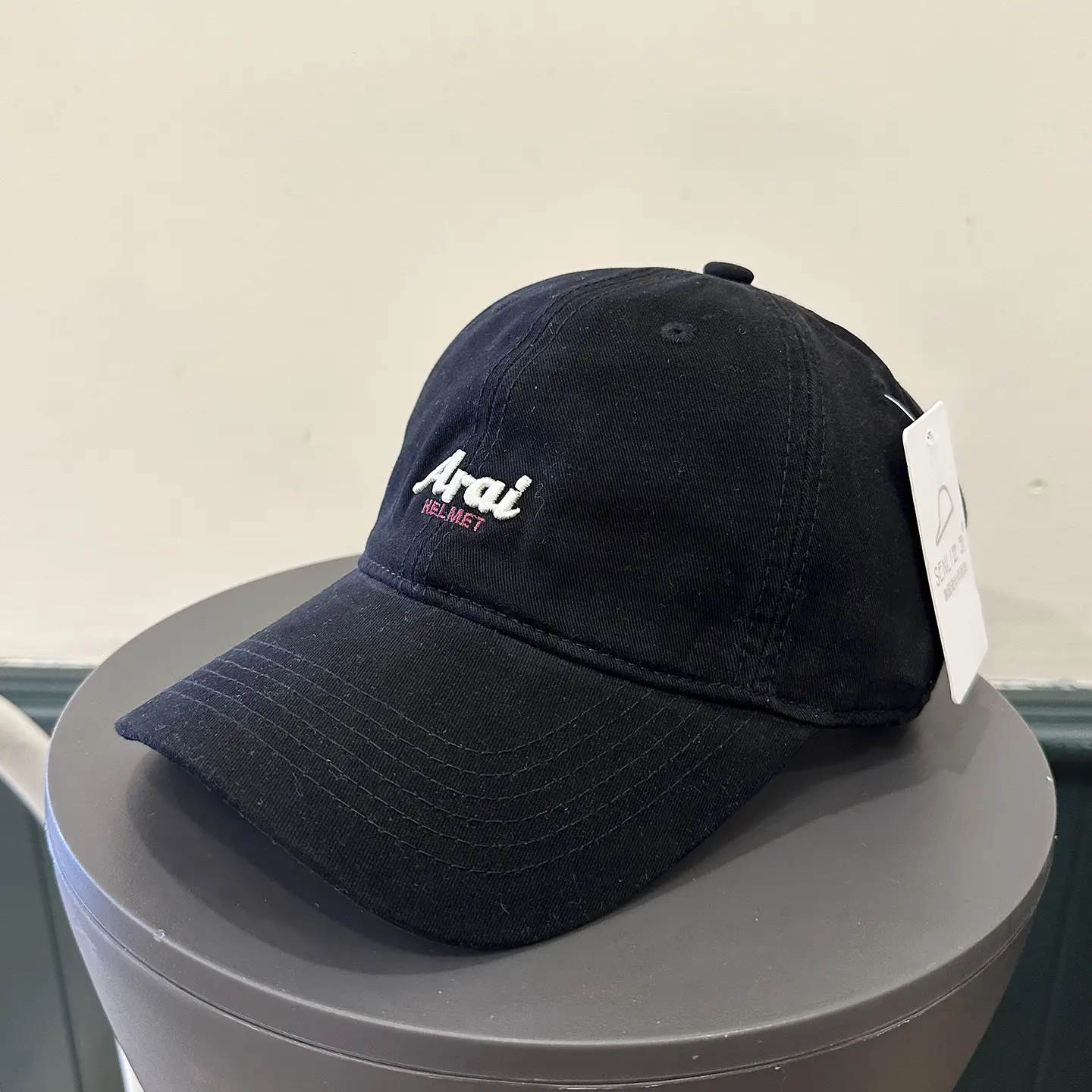 Korean Style Beige Baseball Cap for Women with Embroidered Letter Design - Image 7