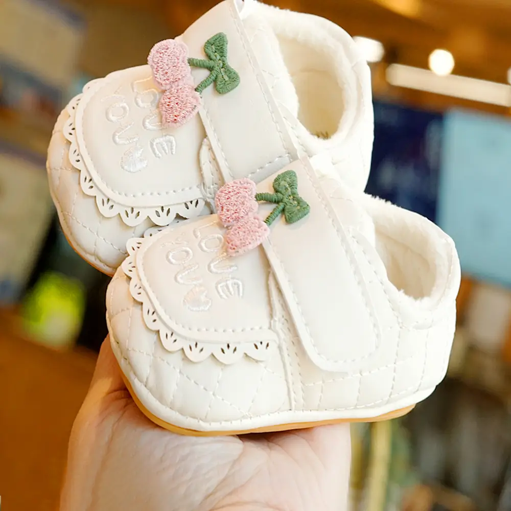 Baby Shoes White Fleece Lined Winter Toddler 0-1Y