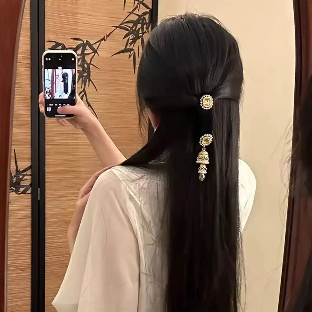 Flower Diamond Bell Long Tassel Hairpin Accessible Luxury Design Ethnic Style Fashionable Hair Accessories Women's Bb Clip — feature 4