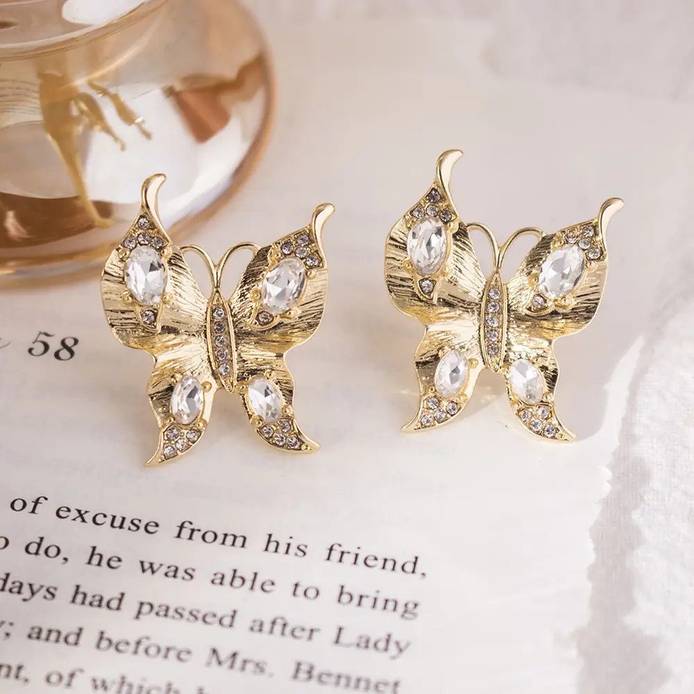 Silver Butterfly Pearl Earrings for Women - Image 31