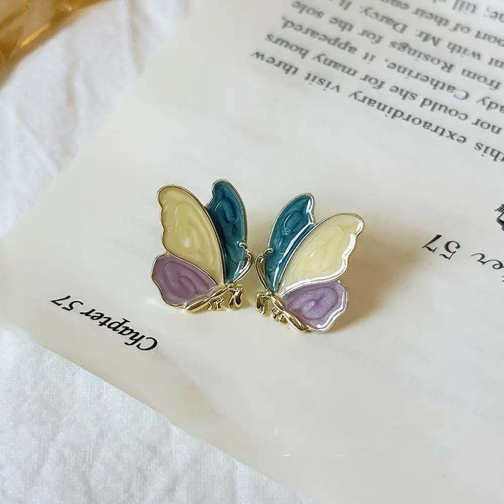Silver Butterfly Pearl Earrings for Women - Image 32