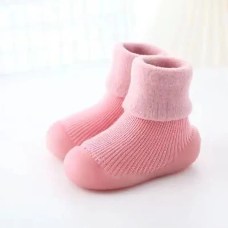 Baby Walking Shoes, Spring, Autumn and Winter Cotton Shoes, Soft Sole, Non-Slip, Fleece-Lined, for Babies Aged 1-2, Children's Indoor Shoes, Floor Shoes, Socks - Image 4