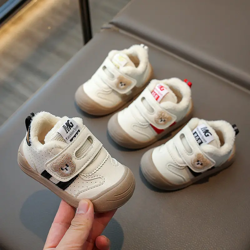 Baby Cartoon Bear Fleece-Lined Toddler Shoes 0-2-3 Years Old Winter Baby Boy Shoes Breathable Girls Fleece-Lined Toddler Shoes - Image 4