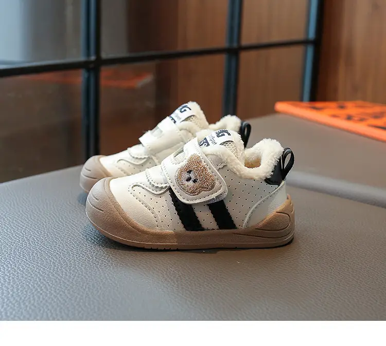 Baby Cartoon Bear Fleece-Lined Toddler Shoes 0-2-3 Years Old Winter Baby Boy Shoes Breathable Girls Fleece-Lined Toddler Shoes — feature 9
