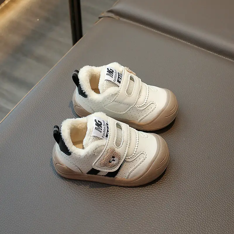 Baby Cartoon Bear Fleece-Lined Toddler Shoes 0-2-3 Years Old Winter Baby Boy Shoes Breathable Girls Fleece-Lined Toddler Shoes - Image 3