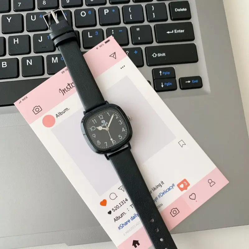 Factory Direct Sales of New Simple and Elegant Ins-Style Quartz Watches for Students and Office Workers, with a Minimalist, Fresh, and Vintage Forest-Style Design
