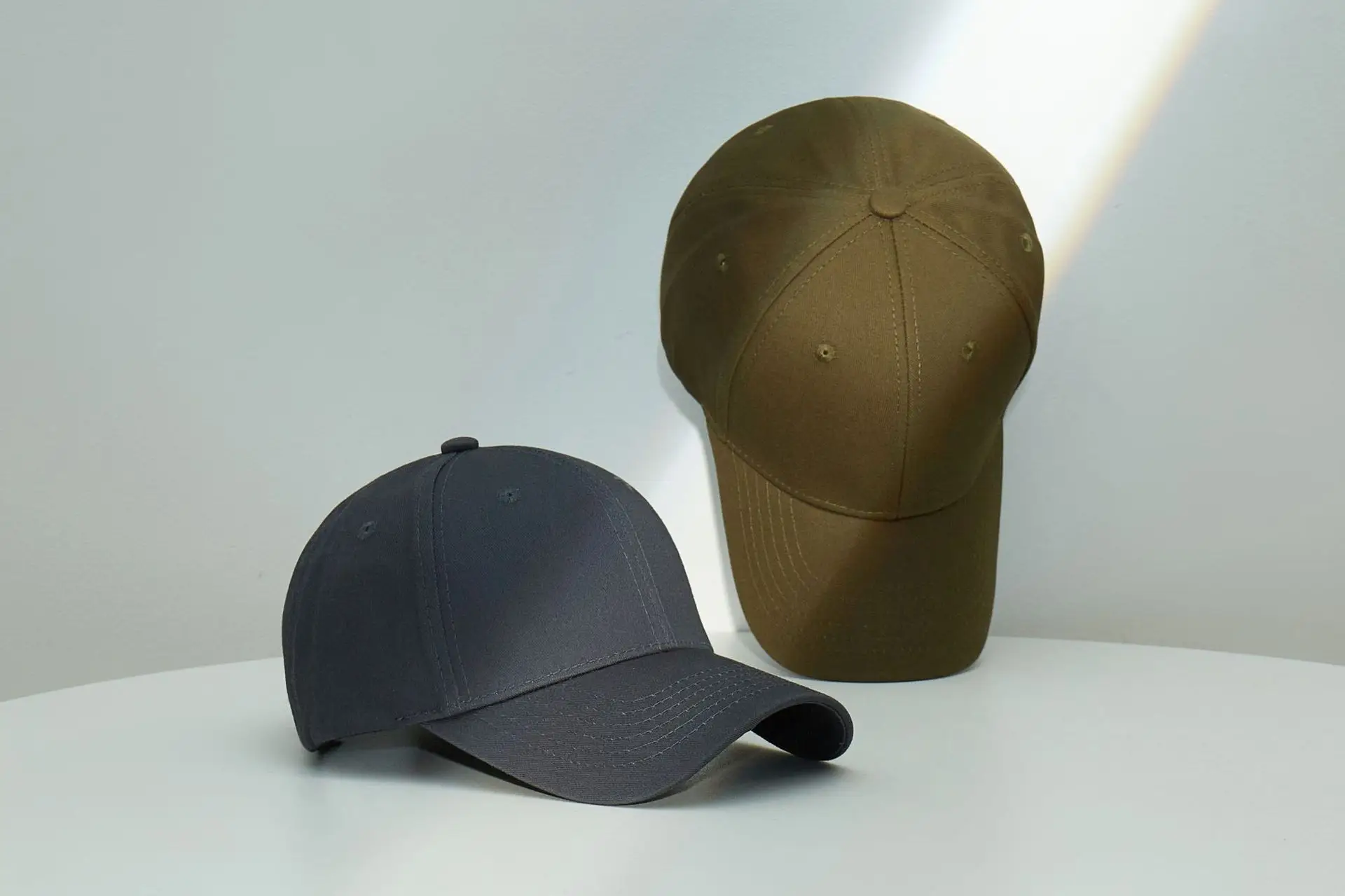 Men Wide-Brimmed Tan Cap Deep Duckbill Design — feature 8