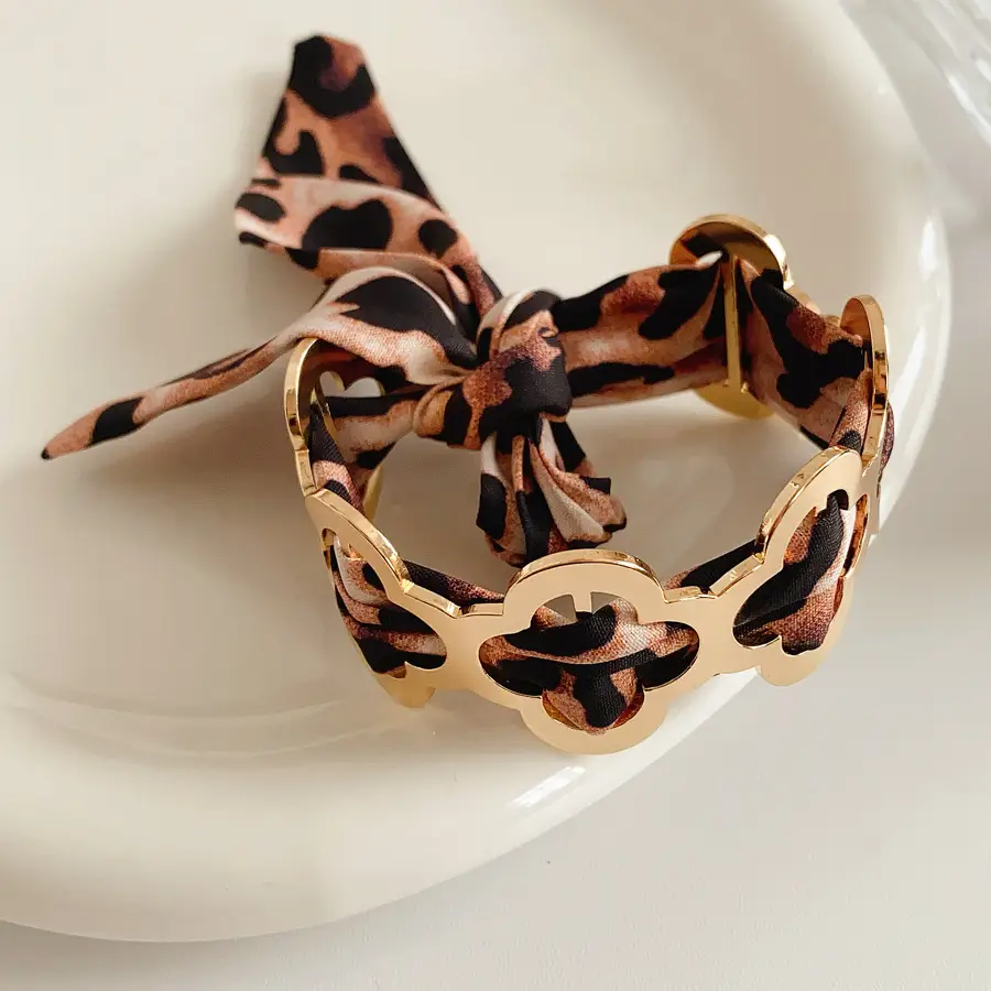 French Autumn and Winter Flocked Leopard Print Wide Open Bracelet Light Luxury High-End Bracelet Retro Ethnic Style Versatile Bracelet — feature 7