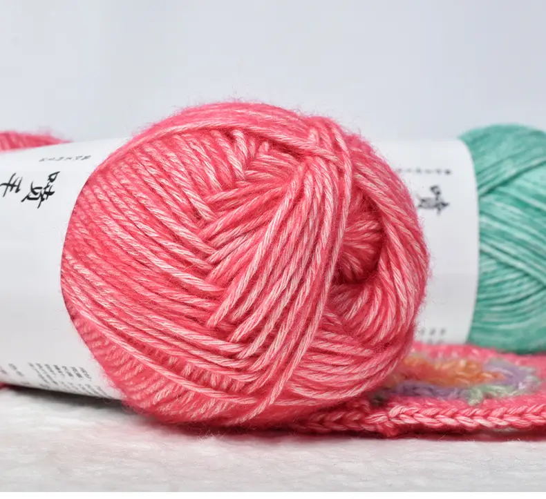 Cross-Border Exclusive Supply of Yingrou Spray Yarn, Medium-Thick Cotton Nitrile Yarn, Hand-Knitted DIY Crochet Scarf Yarn Ball — feature 7