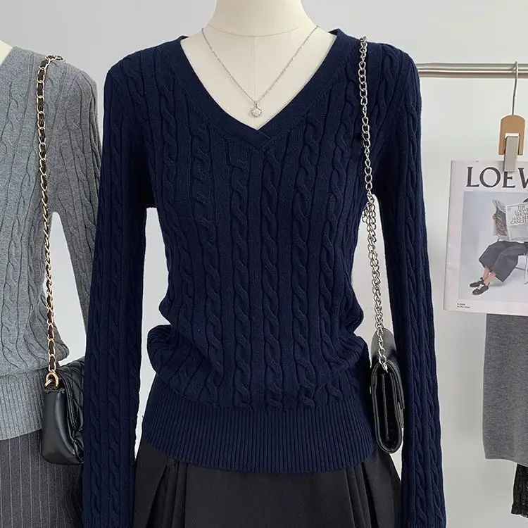Gray V Neck Knitwear Women's Autumn and Winter New Preppy Style Long-Sleeved Twist High-End Niche Simple Knitwear Top