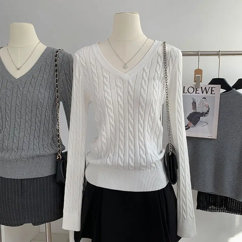 Gray V Neck Knitwear Women's Autumn and Winter New Preppy Style Long-Sleeved Twist High-End Niche Simple Knitwear Top