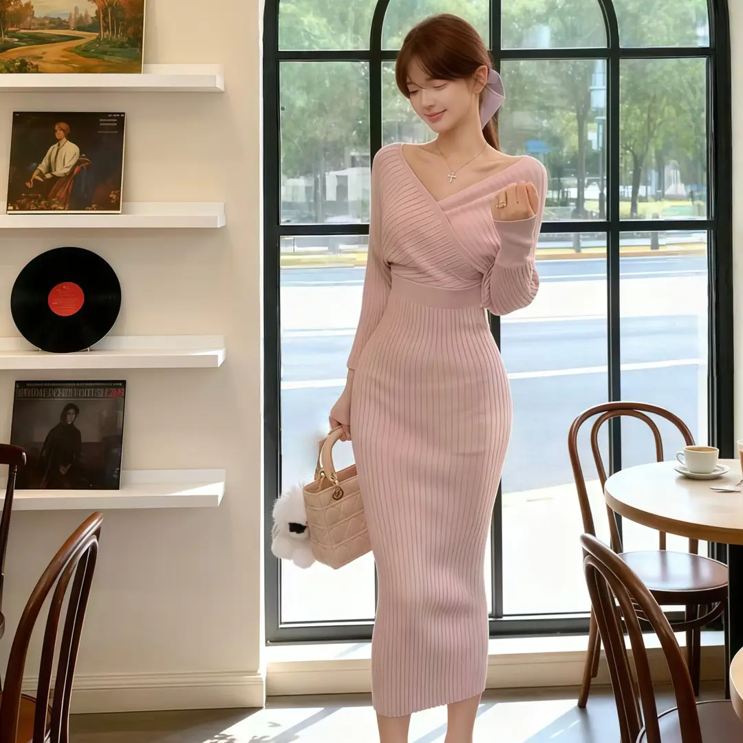 French-Style Pink V-Neck Bodycon Knit Long Dress, Autumn and Winter Coat Base Dress, Elegant and Graceful