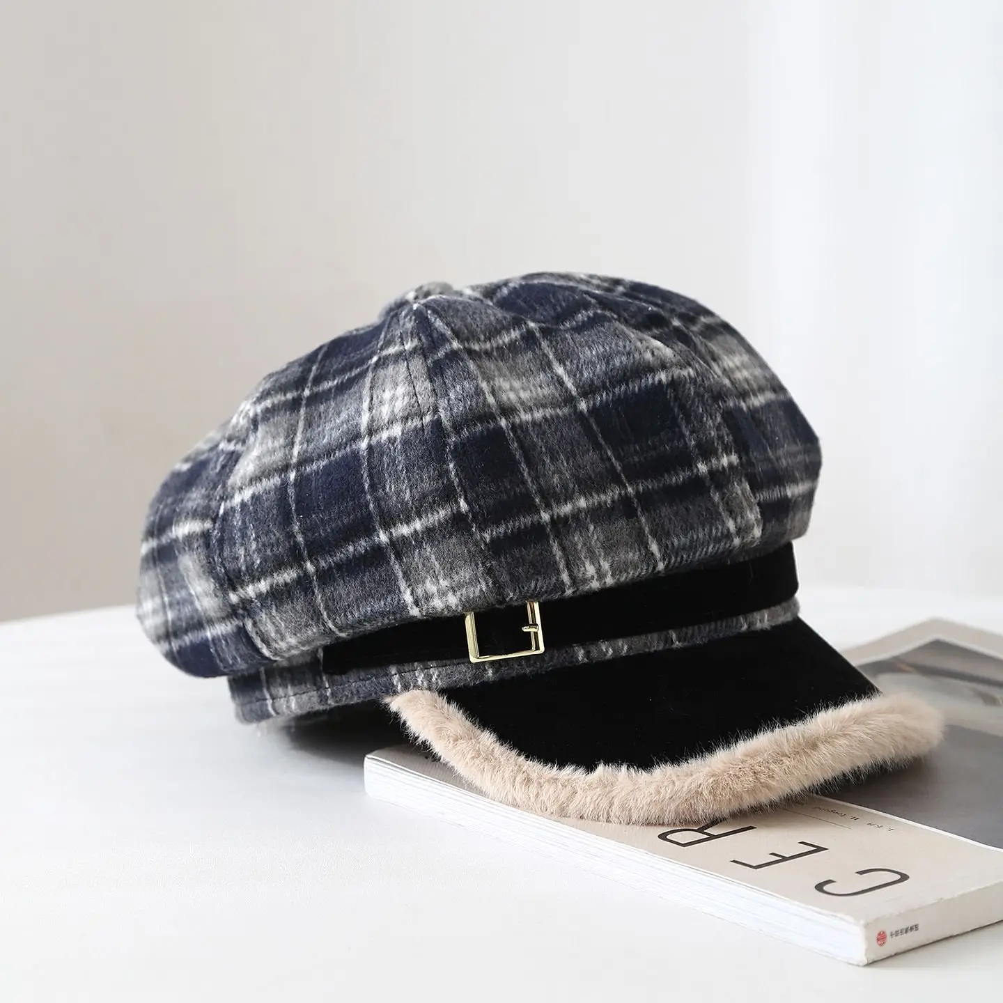Vintage Plaid Duckbill Cap for Women Winter Warm Hat - Image 2