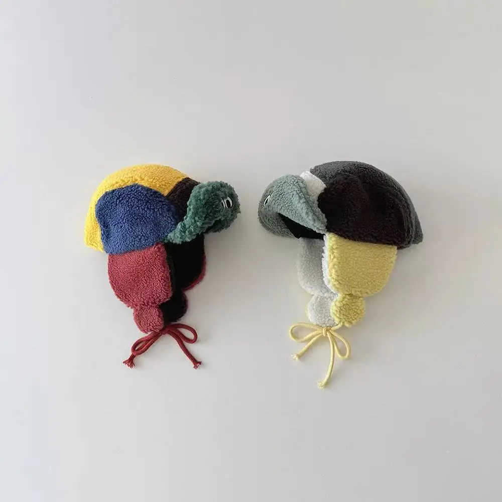 Japanese Retro Duckbill Hat for Women Winter Warm Ear Protection — feature 10