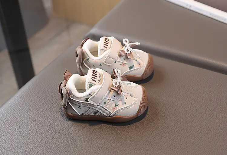 Winter Fleece Toddler Shoes for Girls 1-3Yr Closed Toe Non-Slip — feature 7