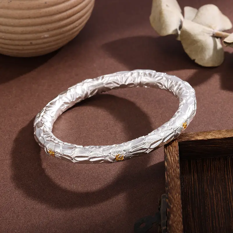 Silver-Plated White Copper Bracelet with Hammered Texture, Gold Peony, Versatile Closed Bracelet, Embossed Youthful Bracelet, Thick Style, Chinese Style Craftsmanship