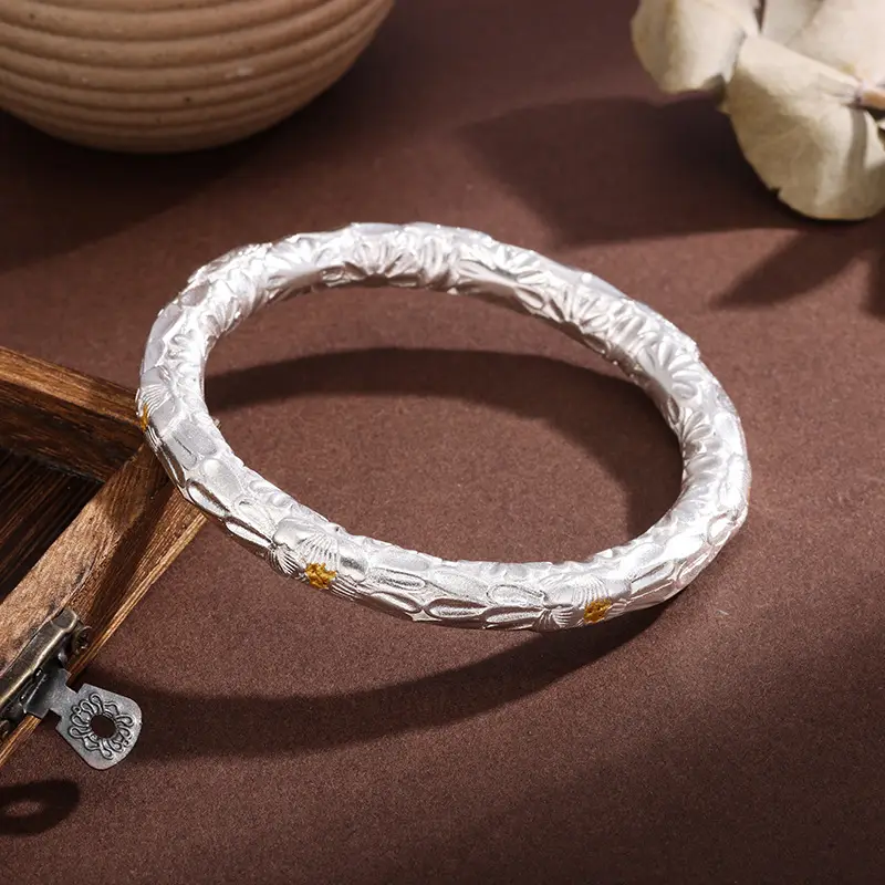 Silver-Plated White Copper Bracelet with Hammered Texture, Gold Peony, Versatile Closed Bracelet, Embossed Youthful Bracelet, Thick Style, Chinese Style Craftsmanship