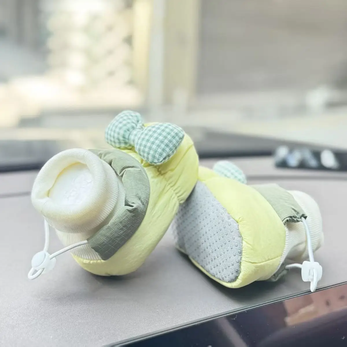 Baby Boots Soft Soled 6-12 Months — feature 1