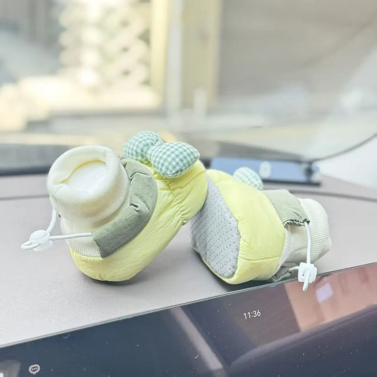 Baby Boots Soft Soled 6-12 Months — feature 2