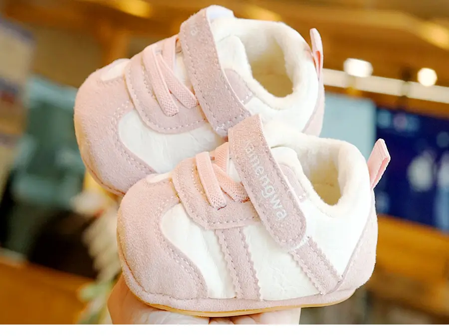 Baby Shoes White Black Fleece Lined Winter 0-1Y — feature 6