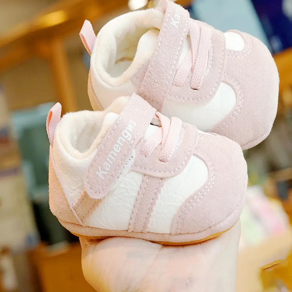 Baby Shoes White Black Fleece Lined Winter 0-1Y