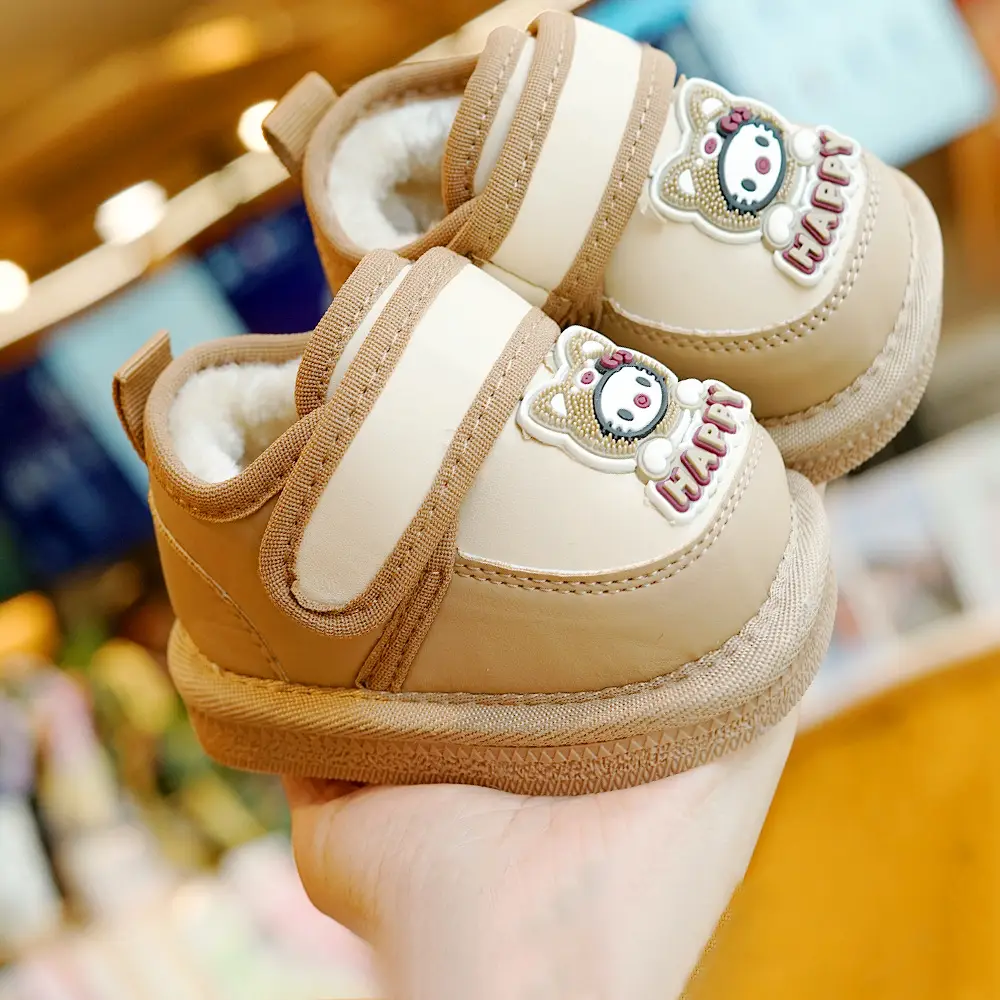 Toddler Shoes Winter Velvet Thickeneded Baby Shoes Soft Sole Non-Slip Beginner Baby Shoes 1-2 Years Old Snow Boots