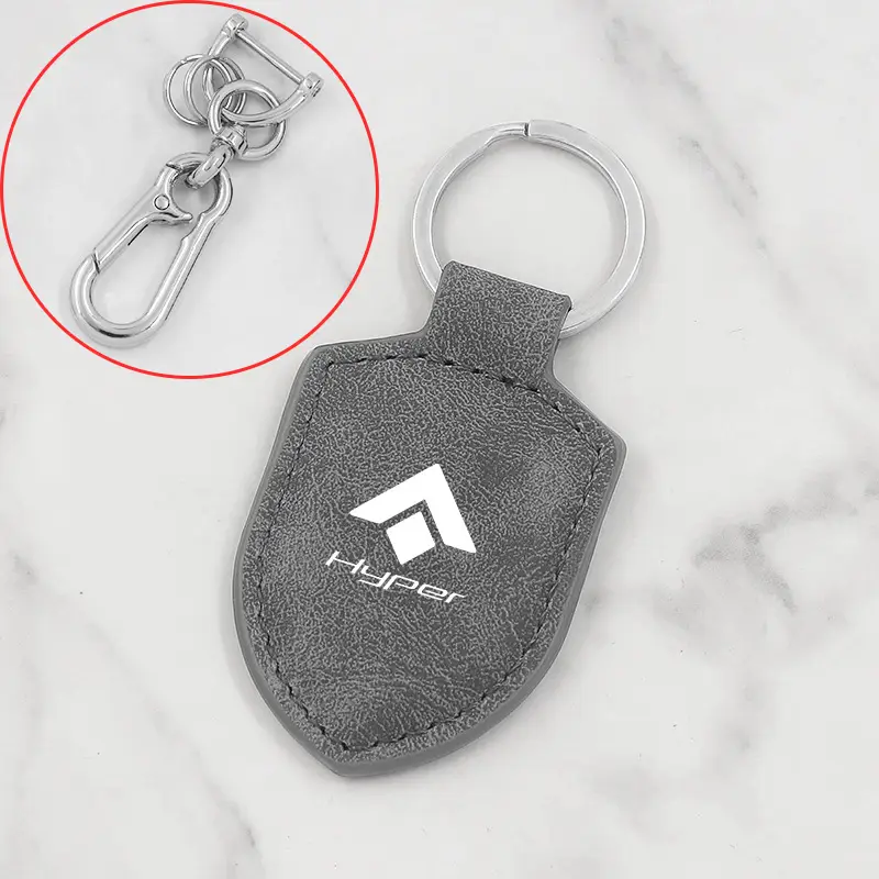 Suitable for Gac Hao Platinum Ht Gt Hl Ssr Car Keychain Carbon Fiber Pattern Leather Shield Buckle Modified Pendant for Men and Women