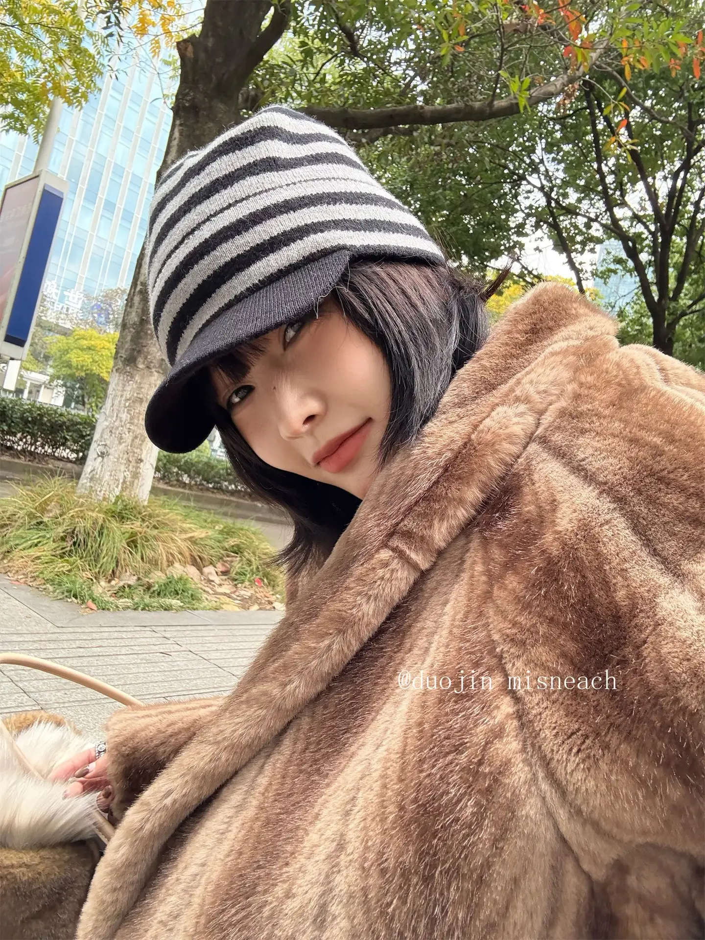 Striped Knit Baseball Cap for Women Retro Style — feature 11