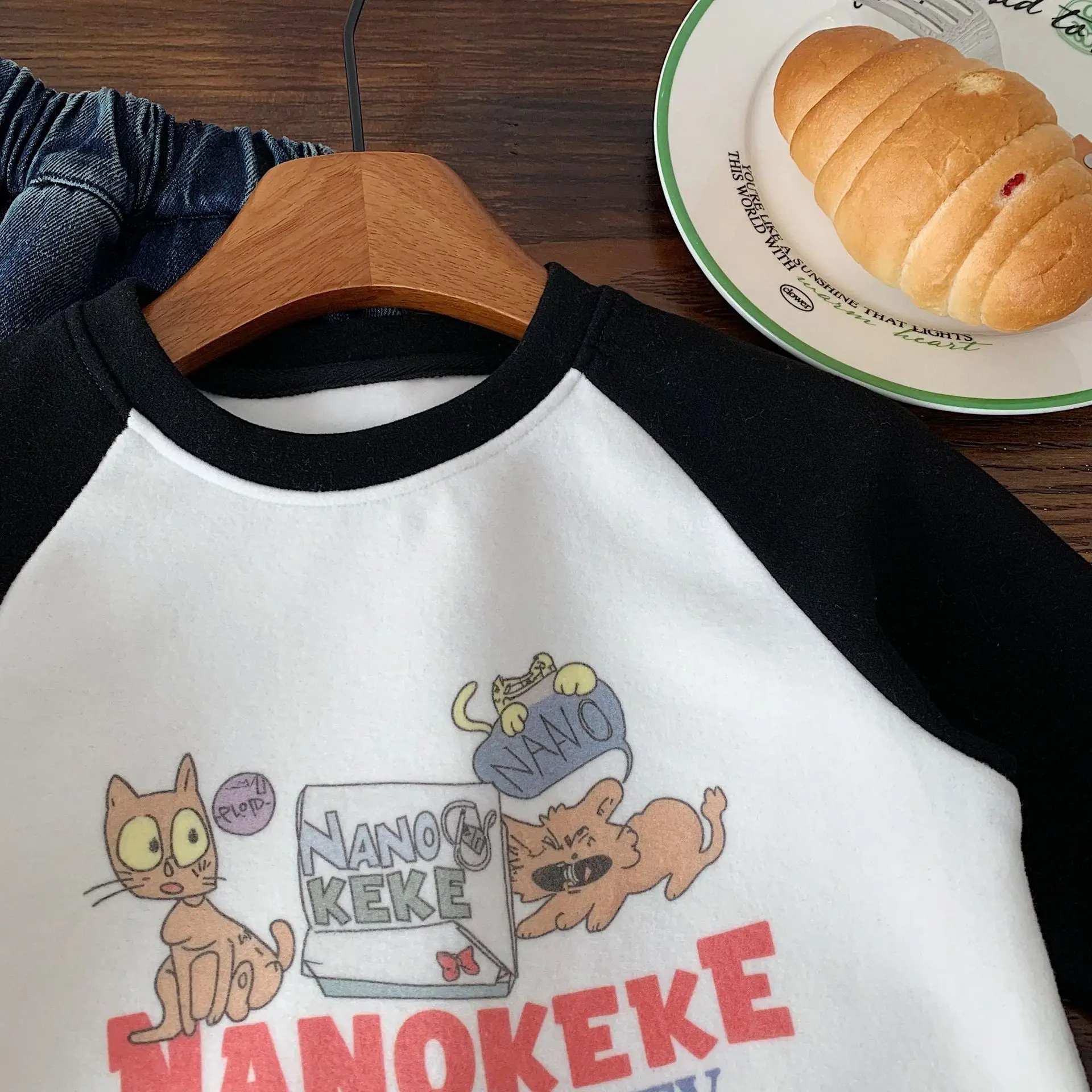 Nano Cake Long Sleeve T-Shirt for Boys Girls Winter Casual — feature 9